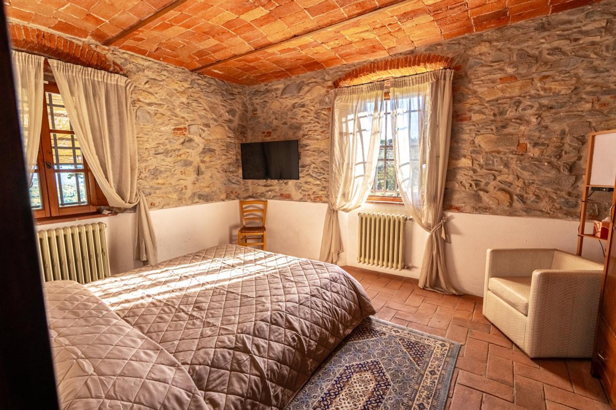 Agriturismo Sottotono Carmignano Bagian luar foto